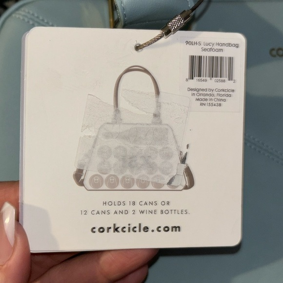 Corkcicle Lucy Cooler Bag Seafoam NWT - 18 can capacity no detachable strap - Picture 5 of 10